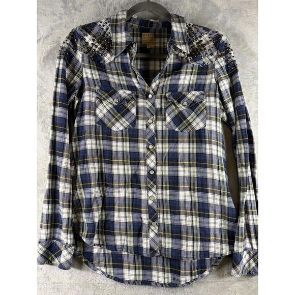 Guess Tops - Guess Plaid Flannel Shirt Studded Shoulders Snap Front Hi-Low Hem Navy S